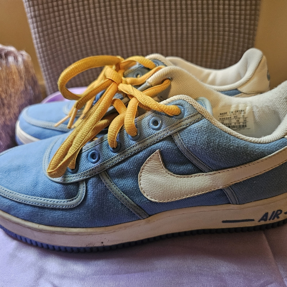 NIKE men's sneakers